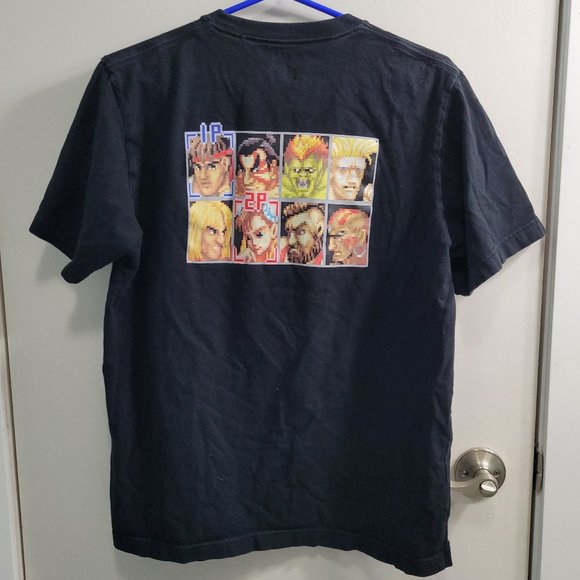 Medium Uniqlo Capcom Street Fighter II Shirt - Picture 4 of 11